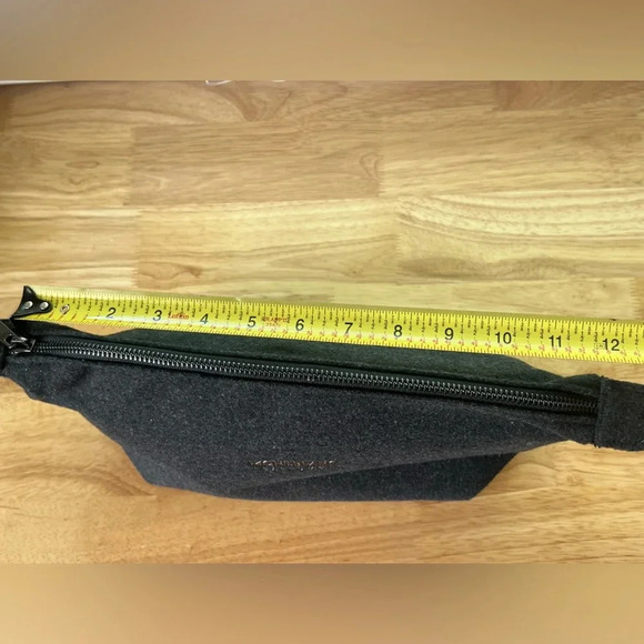 MONTBLANC Perfume Cosmetic Bag - Picture 6 of 8